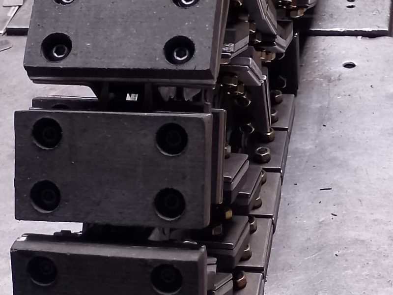 Cadenas con ferodos